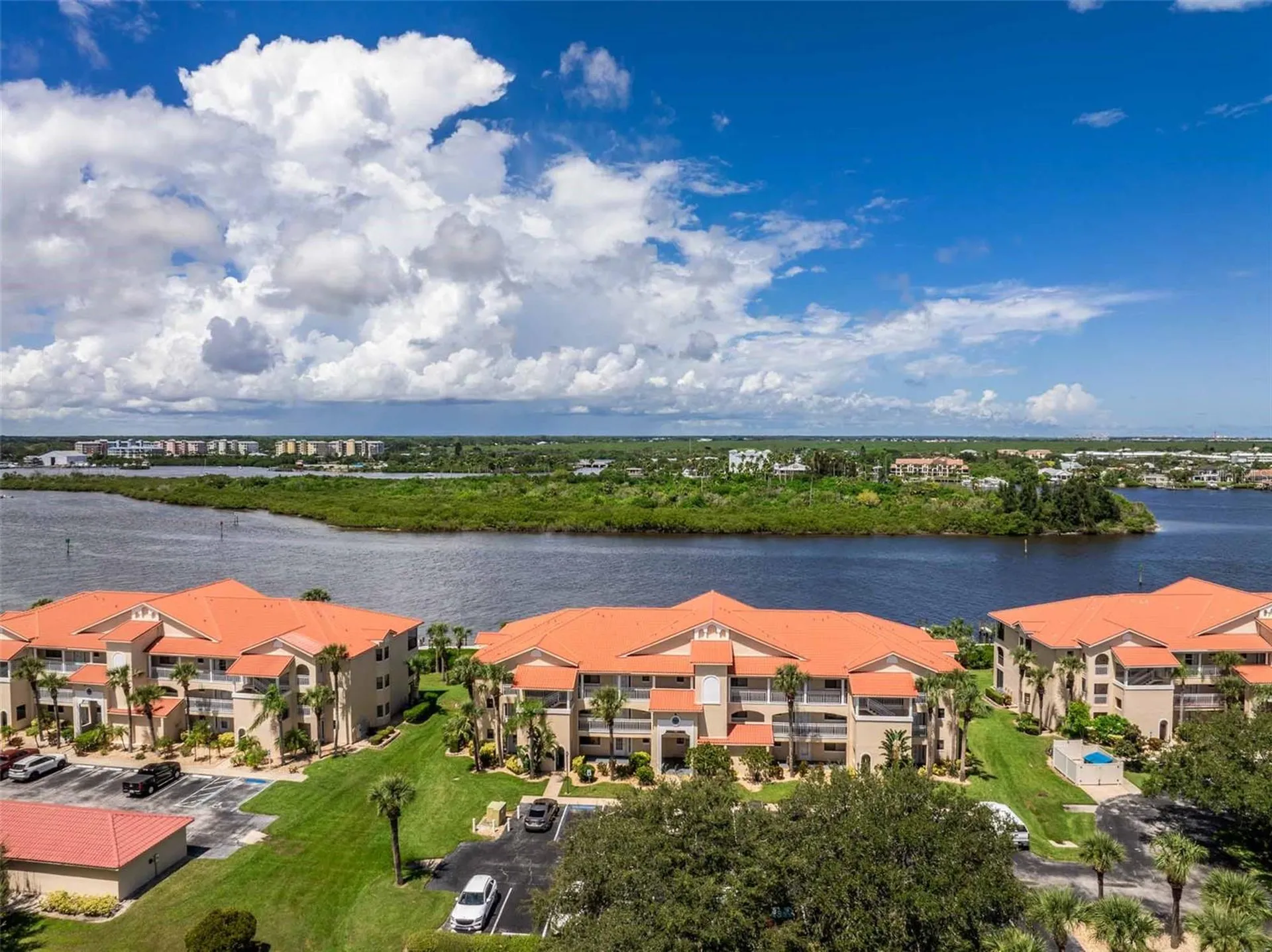 462 Bouchelle Drive New Smyrna Beach FL 32169