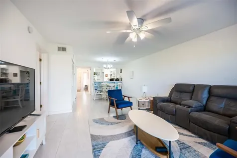 462 Bouchelle Drive New Smyrna Beach FL 32169