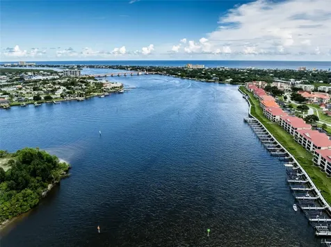 462 Bouchelle Drive New Smyrna Beach FL 32169