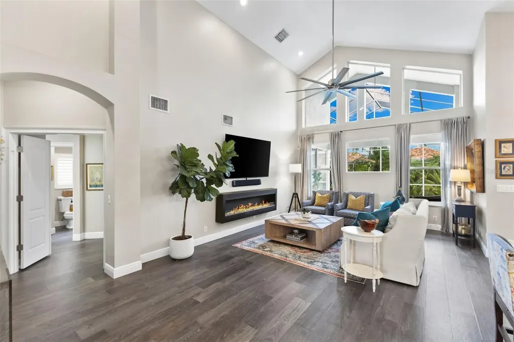 304 9th Avenue E Palmetto FL 34221