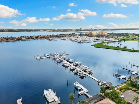 304 9th Avenue E Palmetto FL 34221