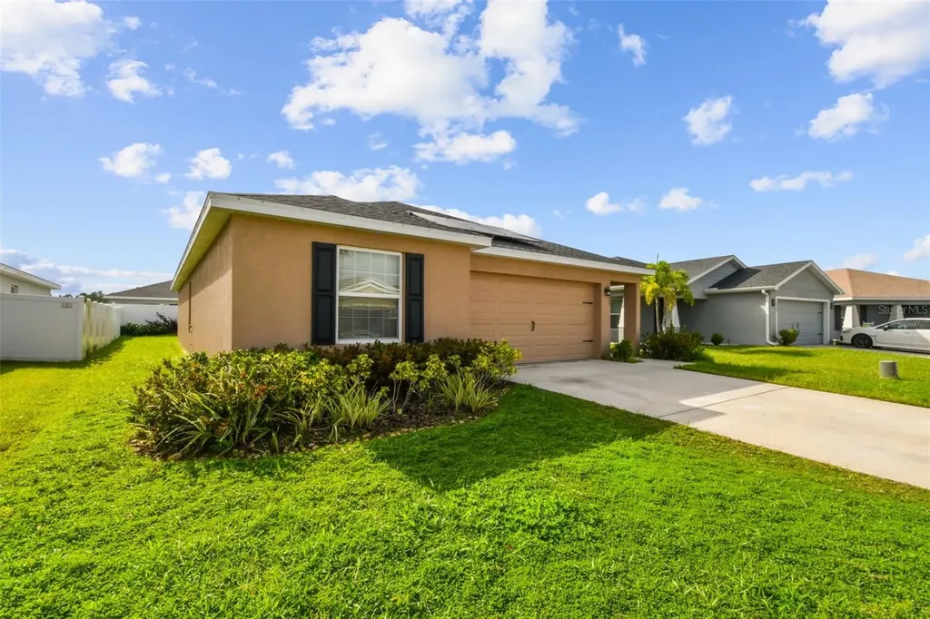 6977 Abbywood Lane Zephyrhills FL 33541