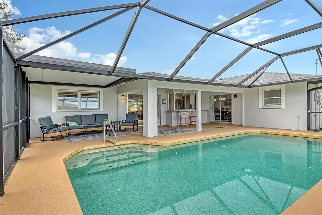 6722 Roxbury Drive Sarasota FL 34231