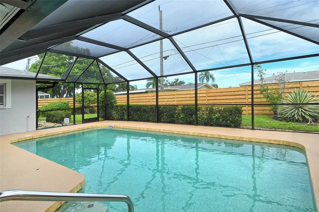6722 Roxbury Drive Sarasota FL 34231