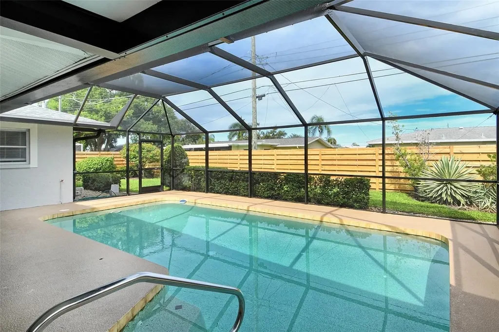 6722 Roxbury Drive Sarasota FL 34231