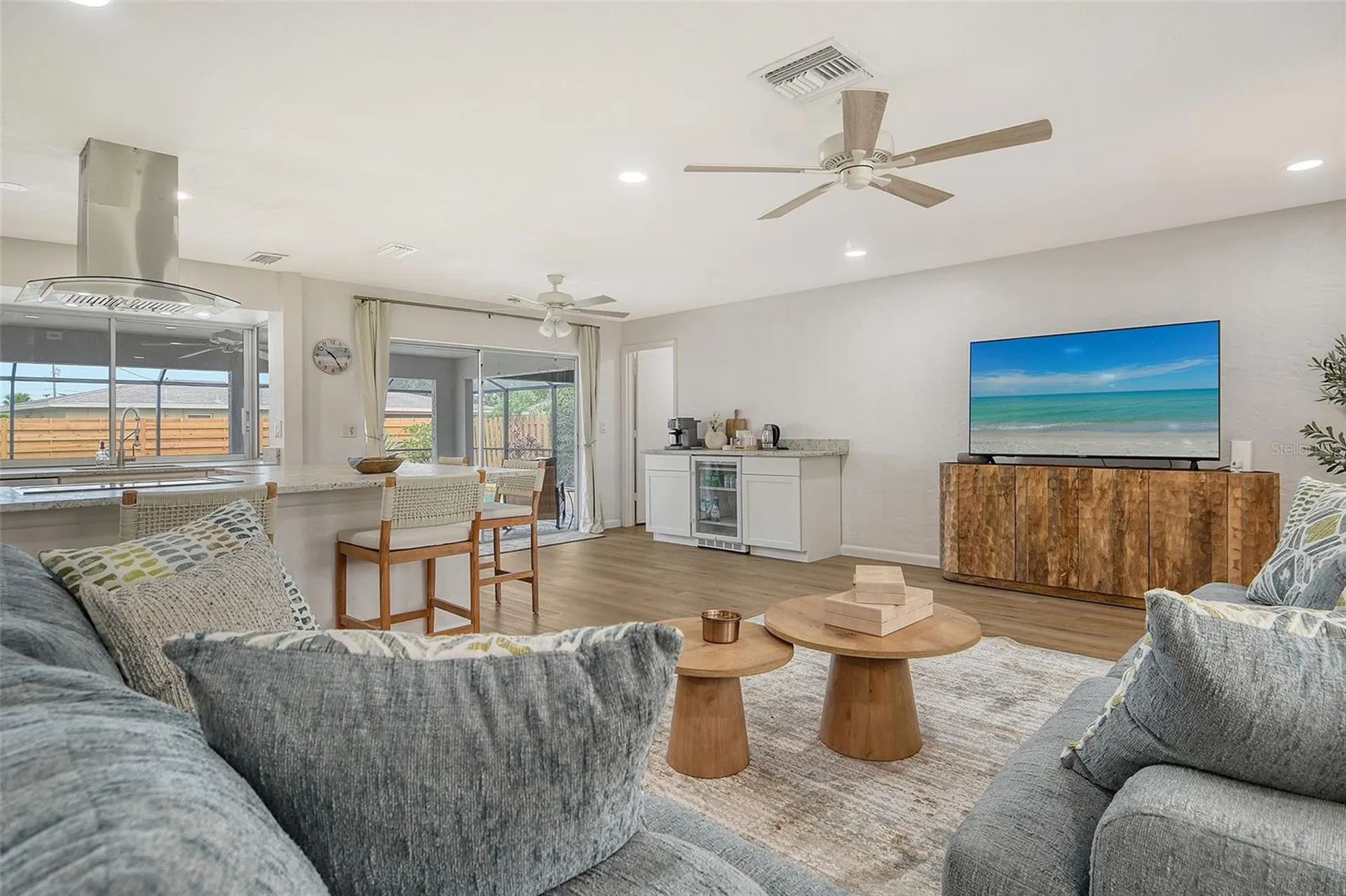 6722 Roxbury Drive Sarasota FL 34231