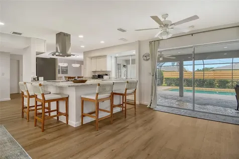 6722 Roxbury Drive Sarasota FL 34231