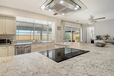 6722 Roxbury Drive Sarasota FL 34231