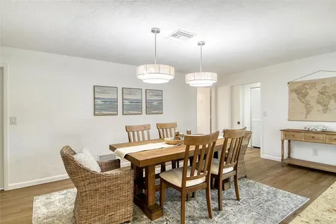 6722 Roxbury Drive Sarasota FL 34231