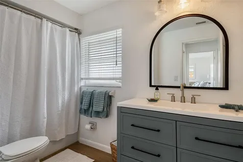 6722 Roxbury Drive Sarasota FL 34231