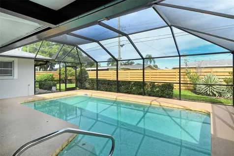 6722 Roxbury Drive Sarasota FL 34231