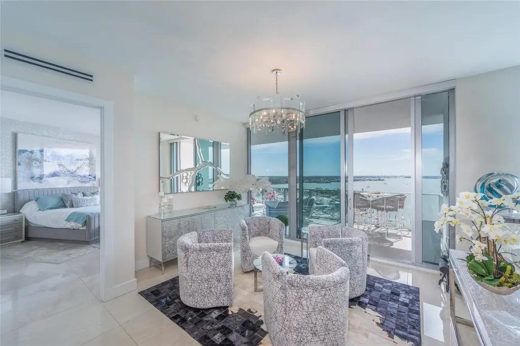 1155 N Gulfstream Avenue Sarasota FL 34236