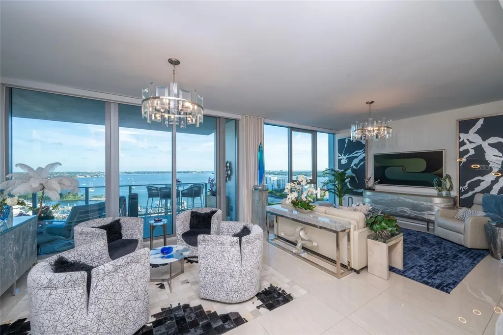 1155 N Gulfstream Avenue Sarasota FL 34236
