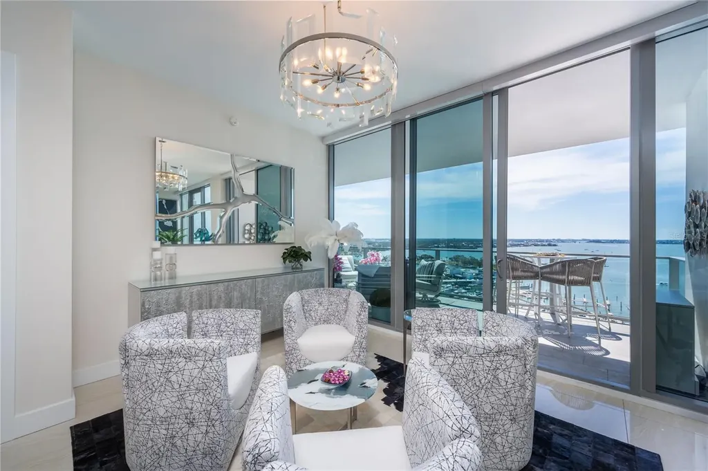 1155 N Gulfstream Avenue Sarasota FL 34236