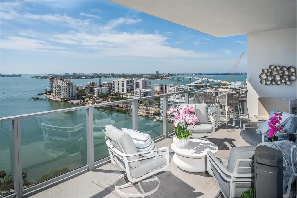 1155 N Gulfstream Avenue Sarasota FL 34236