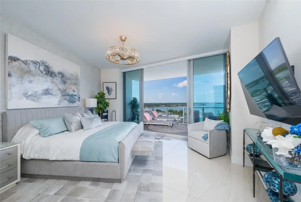 1155 N Gulfstream Avenue Sarasota FL 34236