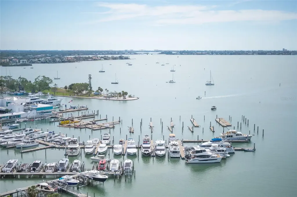 1155 N Gulfstream Avenue Sarasota FL 34236