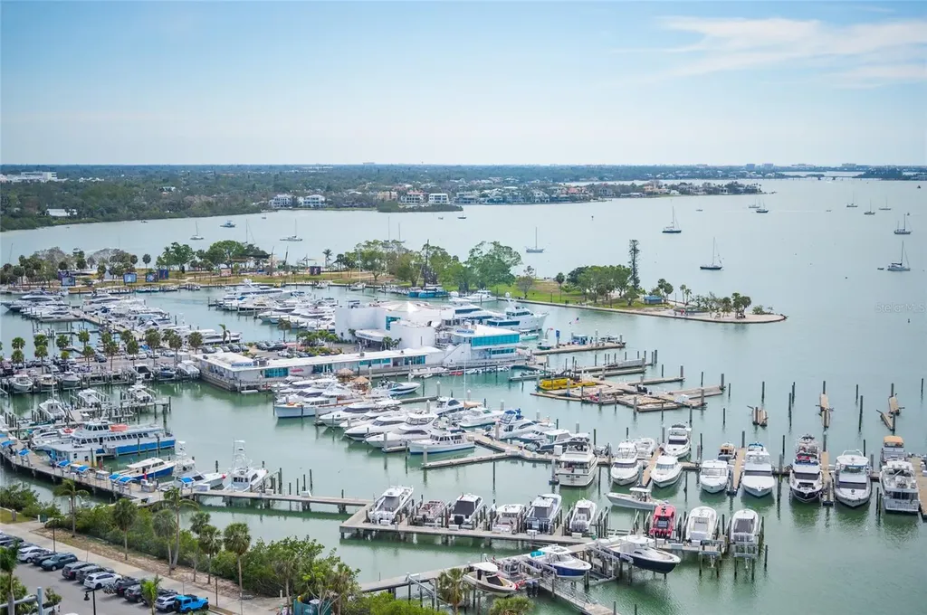 1155 N Gulfstream Avenue Sarasota FL 34236