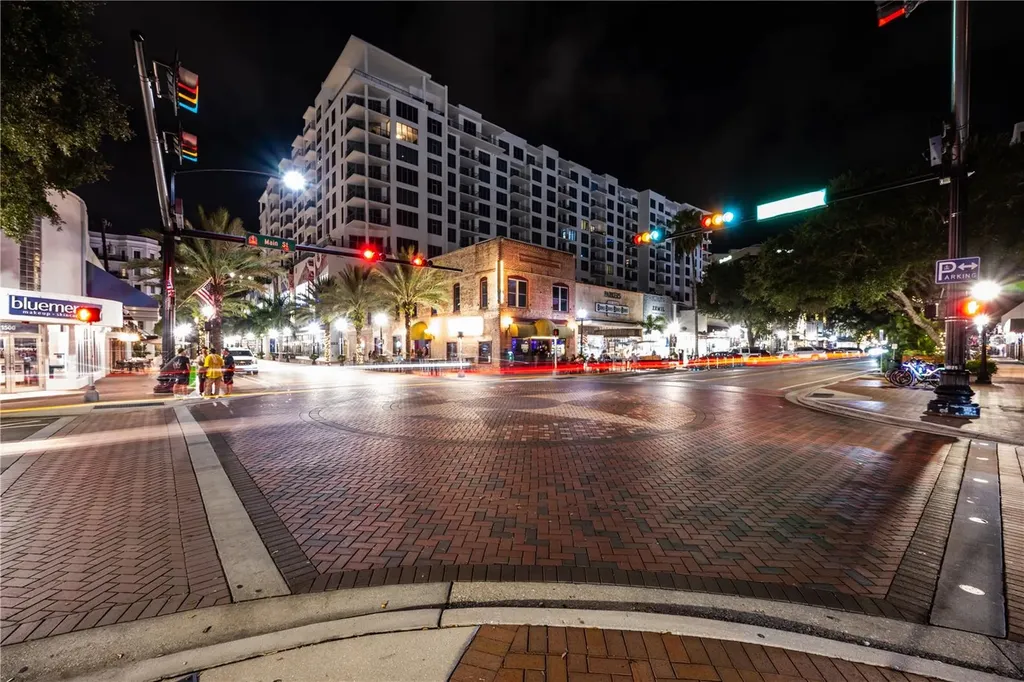 1155 N Gulfstream Avenue Sarasota FL 34236