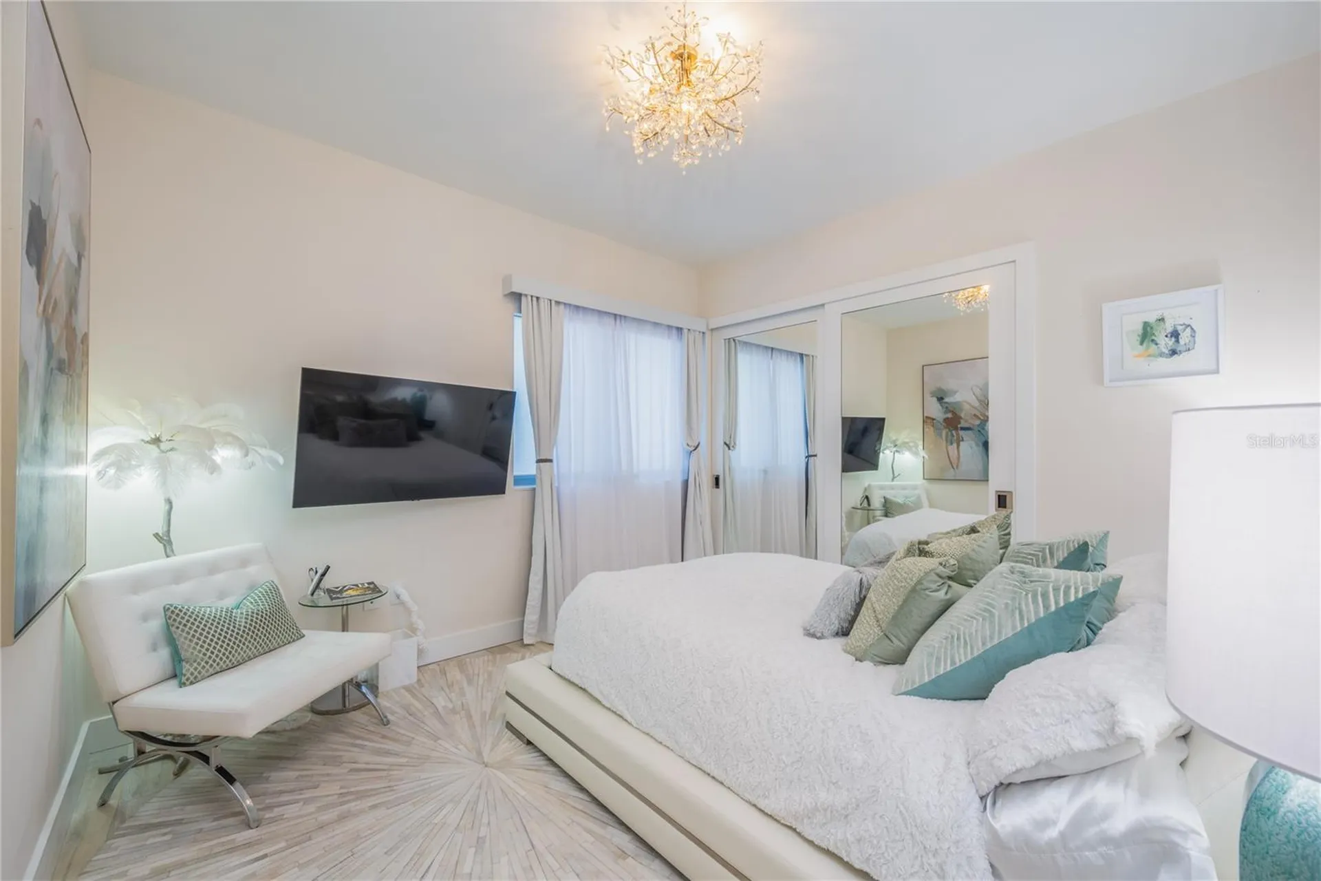 1155 N Gulfstream Avenue Sarasota FL 34236