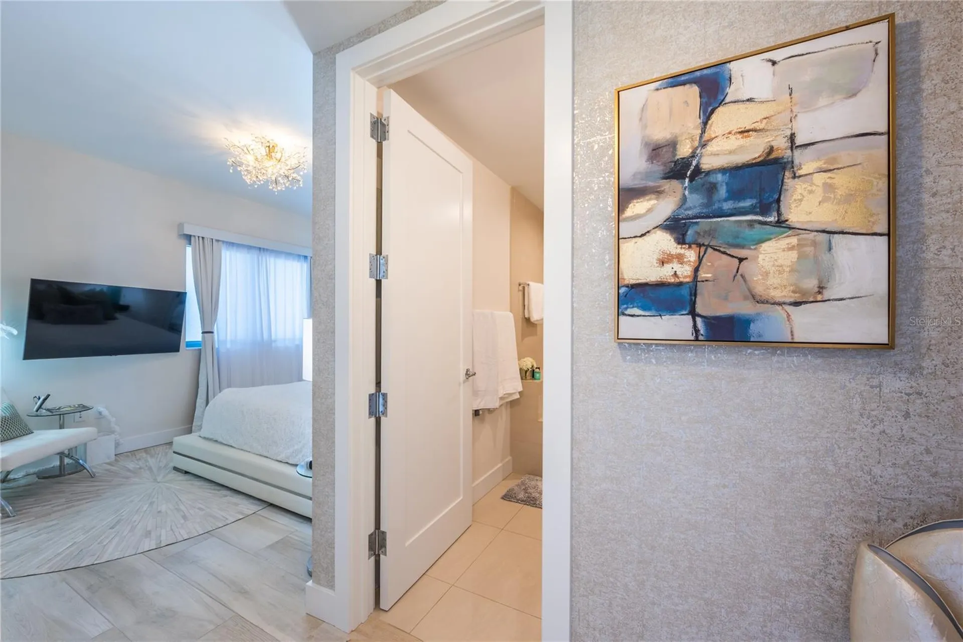 1155 N Gulfstream Avenue Sarasota FL 34236