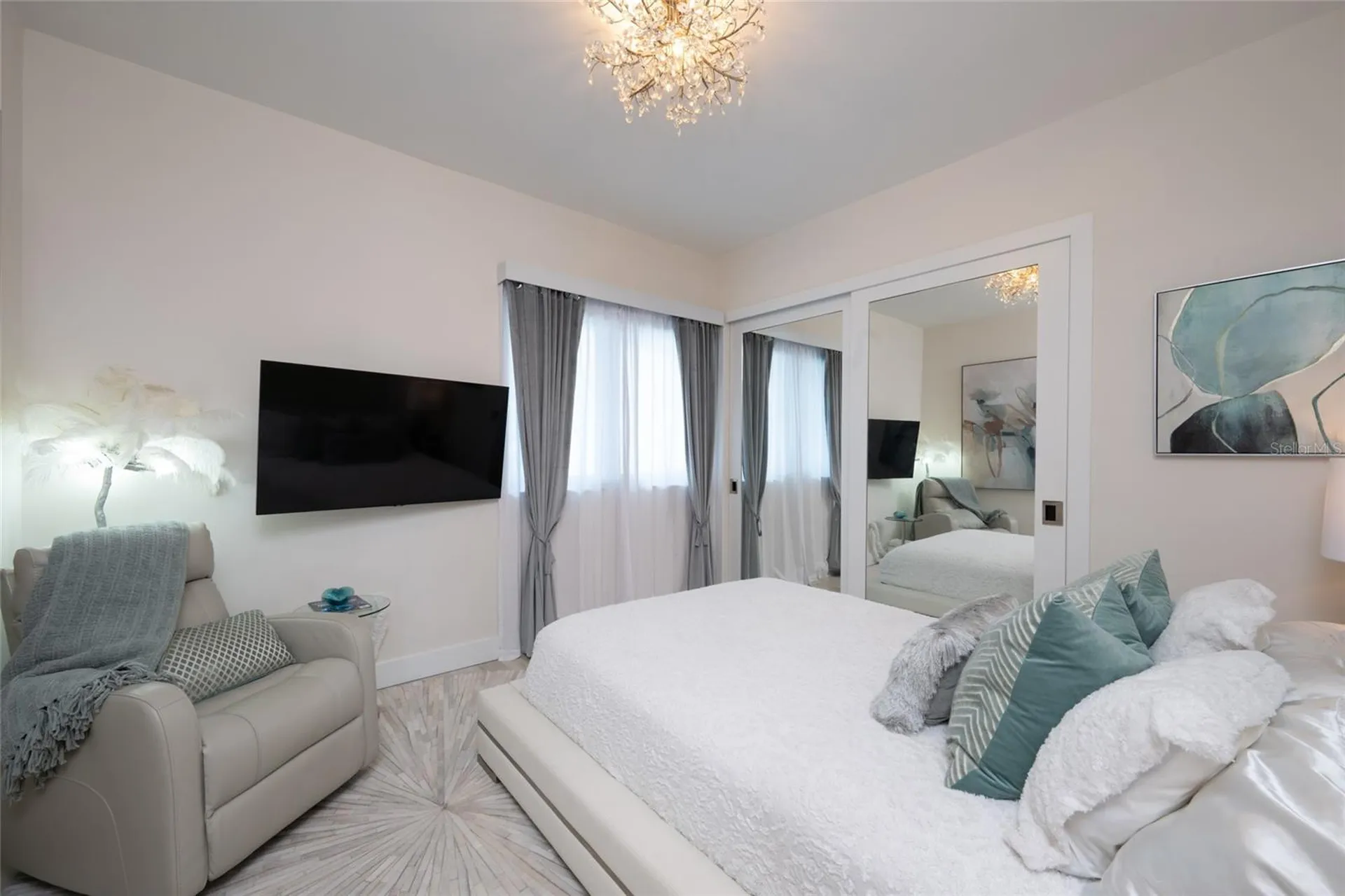 1155 N Gulfstream Avenue Sarasota FL 34236