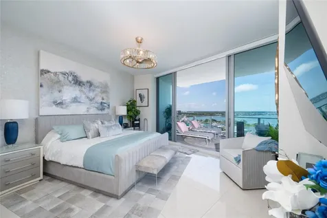 1155 N Gulfstream Avenue Sarasota FL 34236