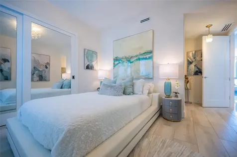 1155 N Gulfstream Avenue Sarasota FL 34236