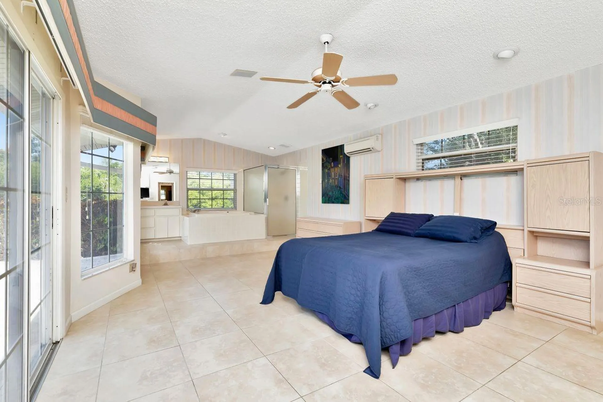 1113 45th Avenue NE St Petersburg FL 33703