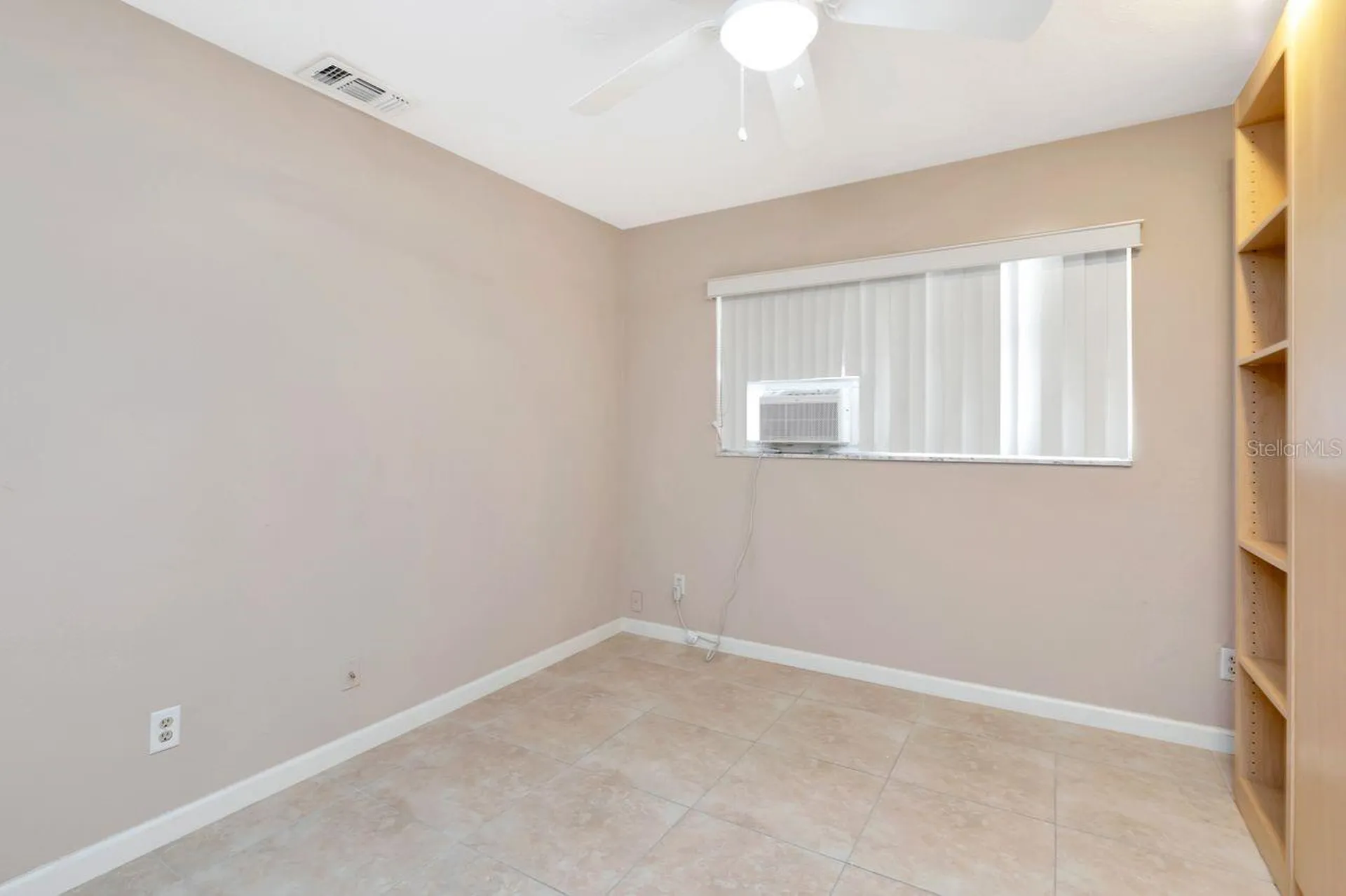 1113 45th Avenue NE St Petersburg FL 33703