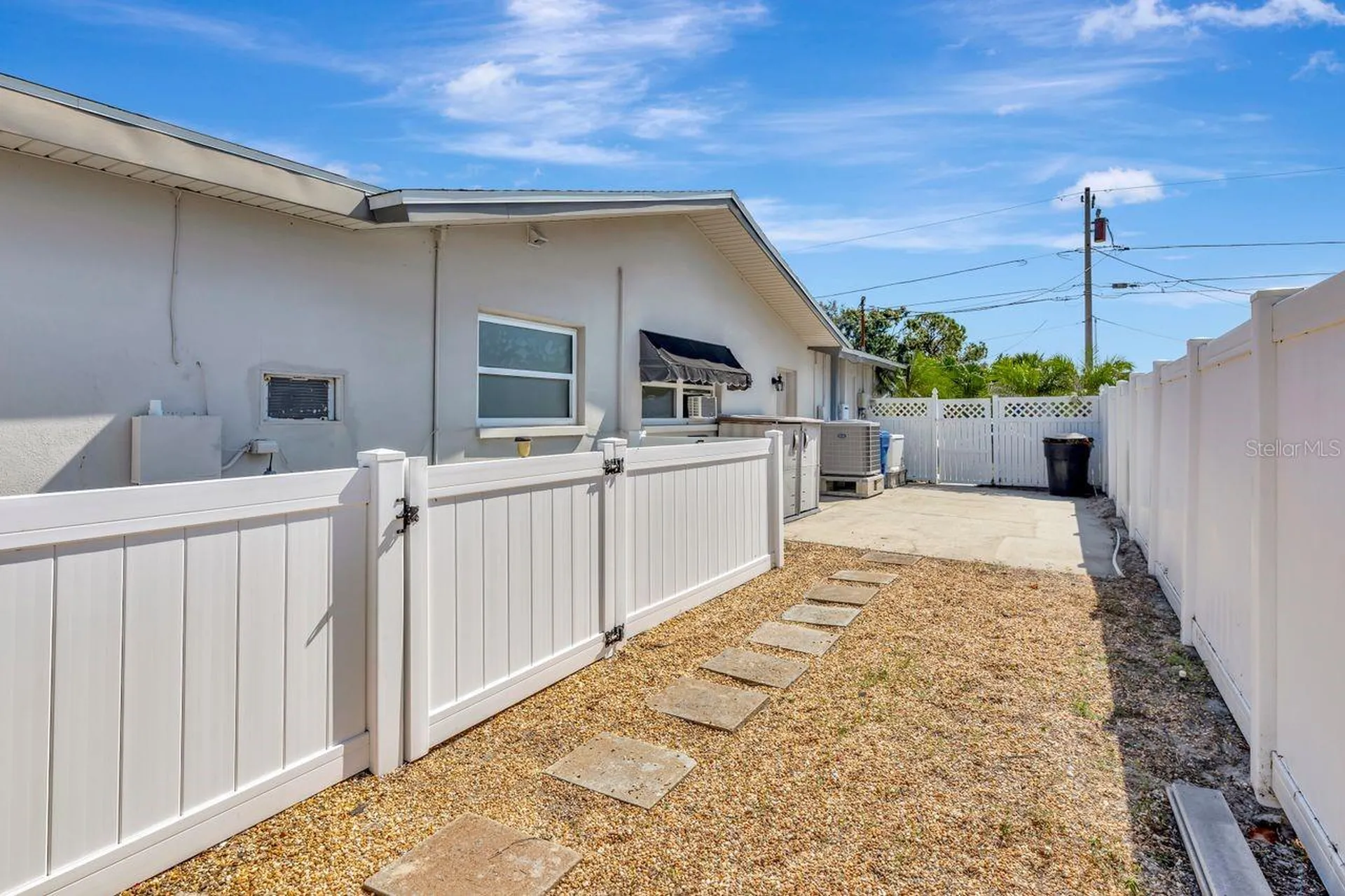 1113 45th Avenue NE St Petersburg FL 33703