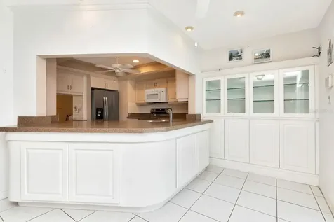 1113 45th Avenue NE St Petersburg FL 33703