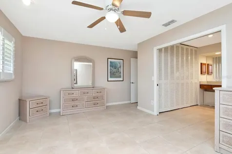 1113 45th Avenue NE St Petersburg FL 33703