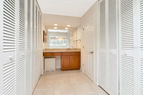 1113 45th Avenue NE St Petersburg FL 33703