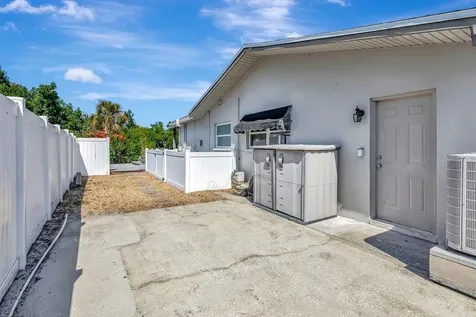 1113 45th Avenue NE St Petersburg FL 33703