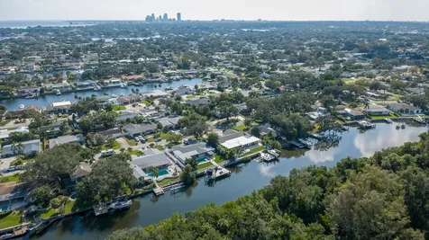1113 45th Avenue NE St Petersburg FL 33703