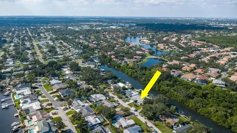 1113 45th Avenue NE St Petersburg FL 33703