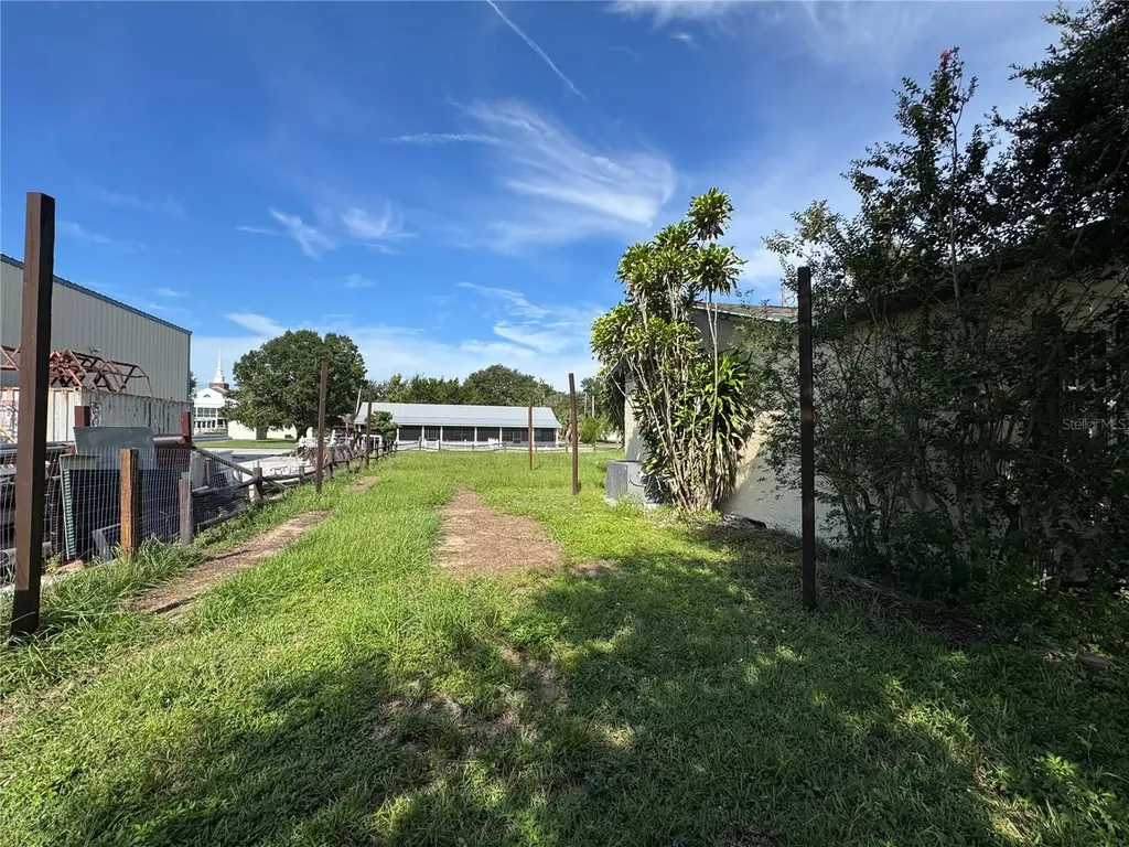 225 N Scenic Highway Frostproof FL 33843