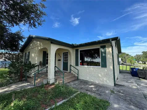 225 N Scenic Highway Frostproof FL 33843