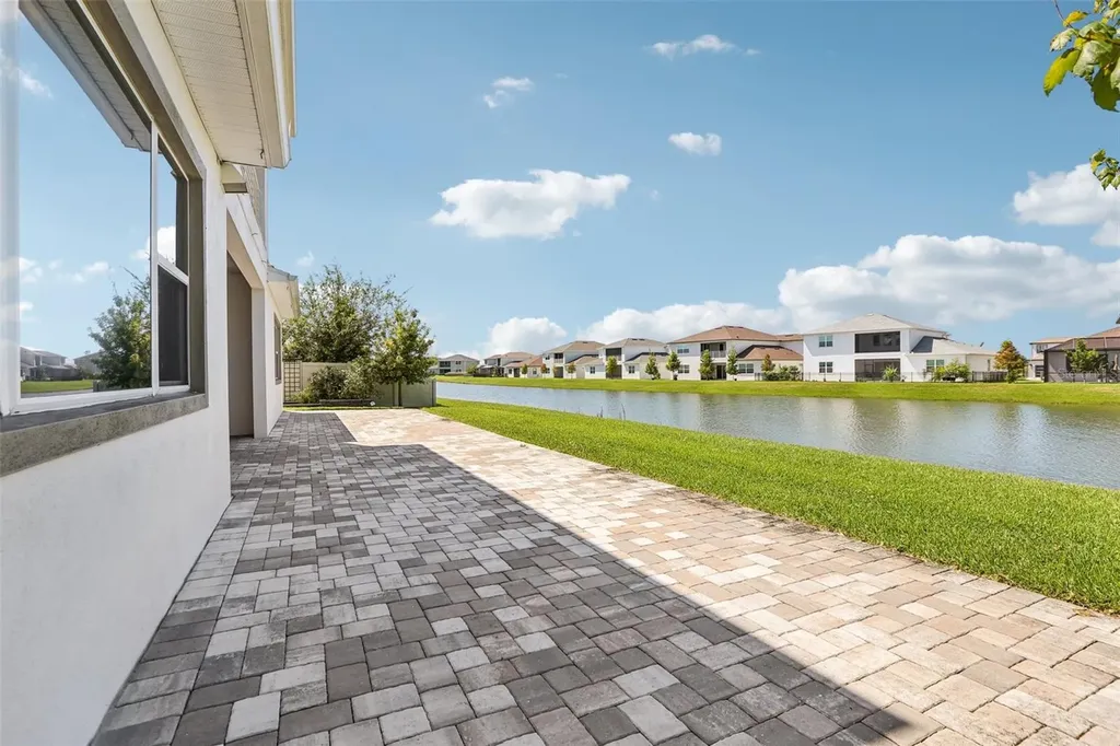 8743 Sanders Tree Loop Wesley Chapel FL 33545