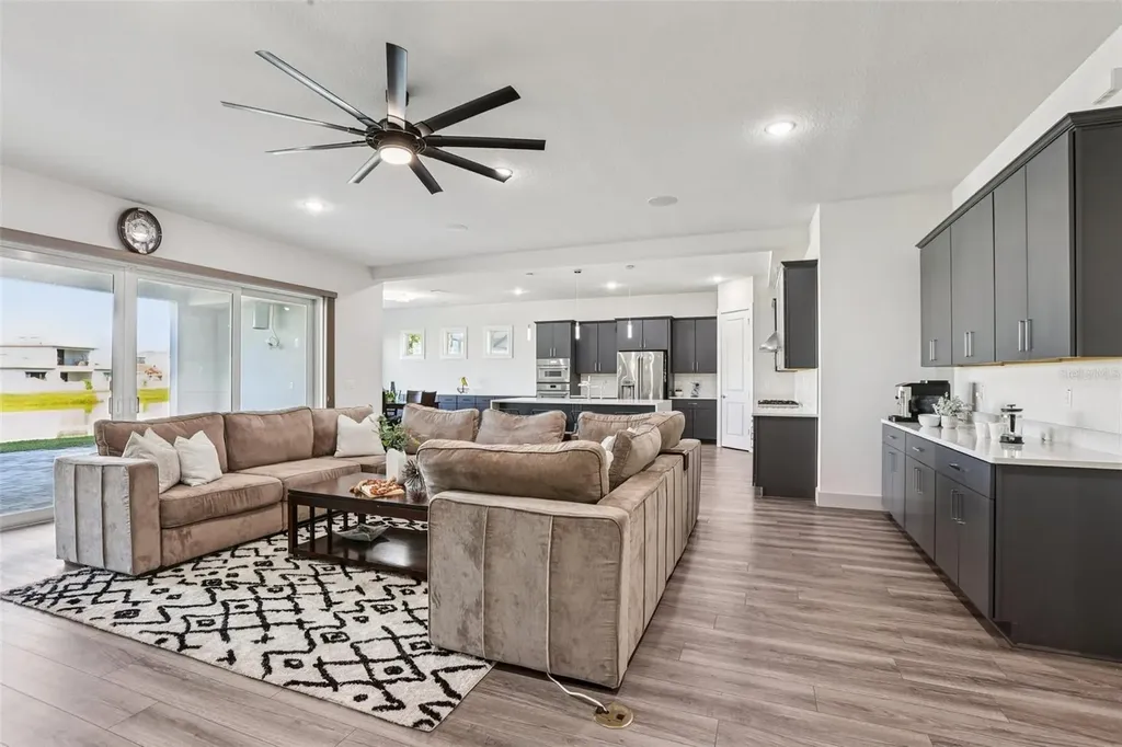8743 Sanders Tree Loop Wesley Chapel FL 33545