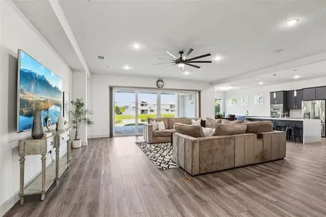 8743 Sanders Tree Loop Wesley Chapel FL 33545