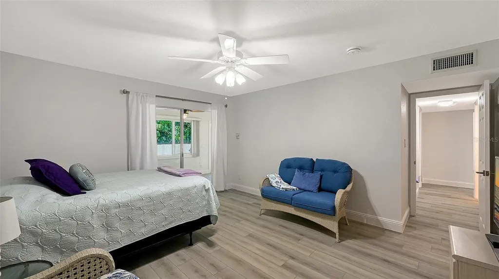 4976 Gulf Of Mexico Drive Longboat Key FL 34228
