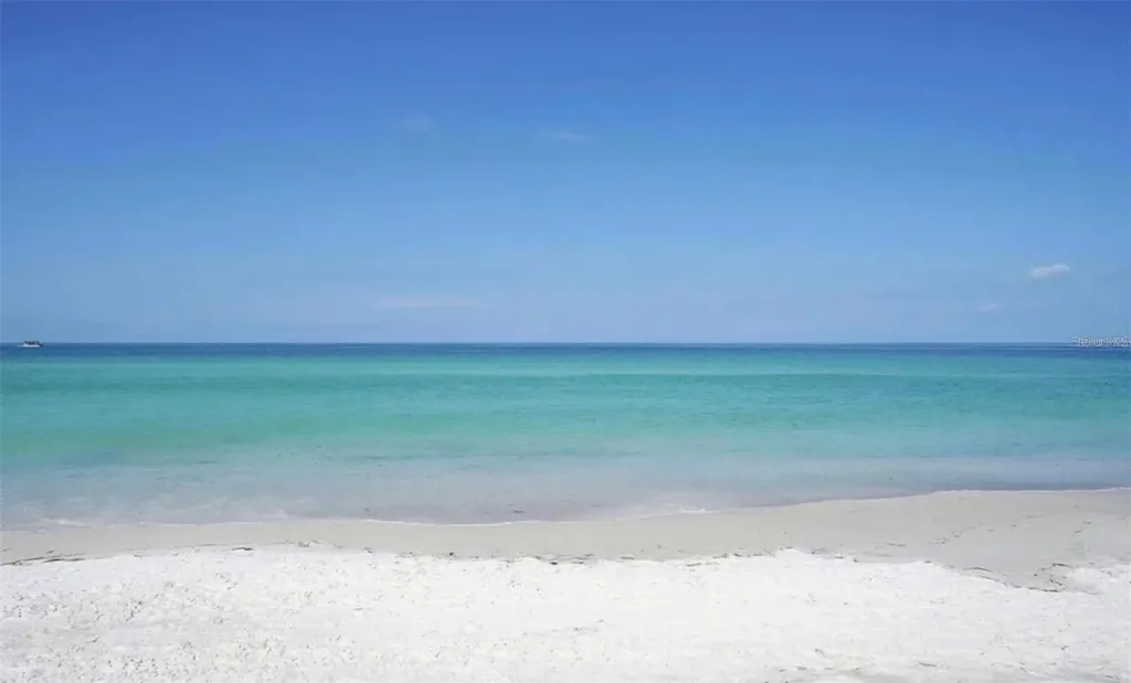 4976 Gulf Of Mexico Drive Longboat Key FL 34228