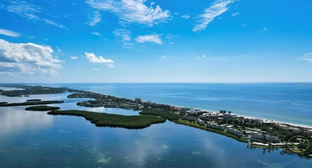 4976 Gulf Of Mexico Drive Longboat Key FL 34228