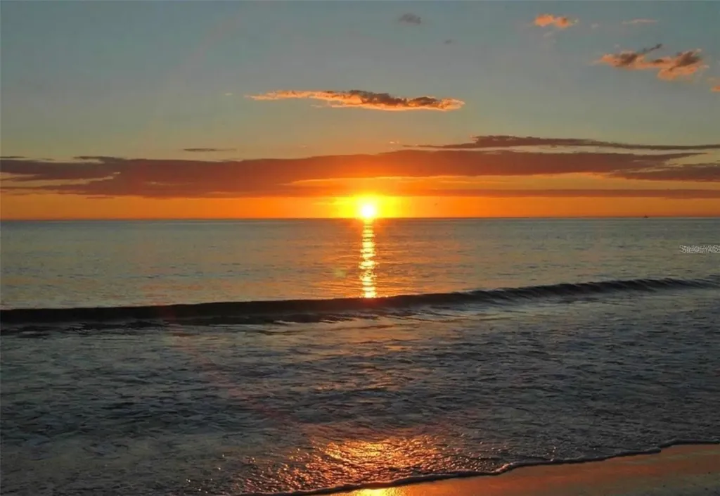 4976 Gulf Of Mexico Drive Longboat Key FL 34228