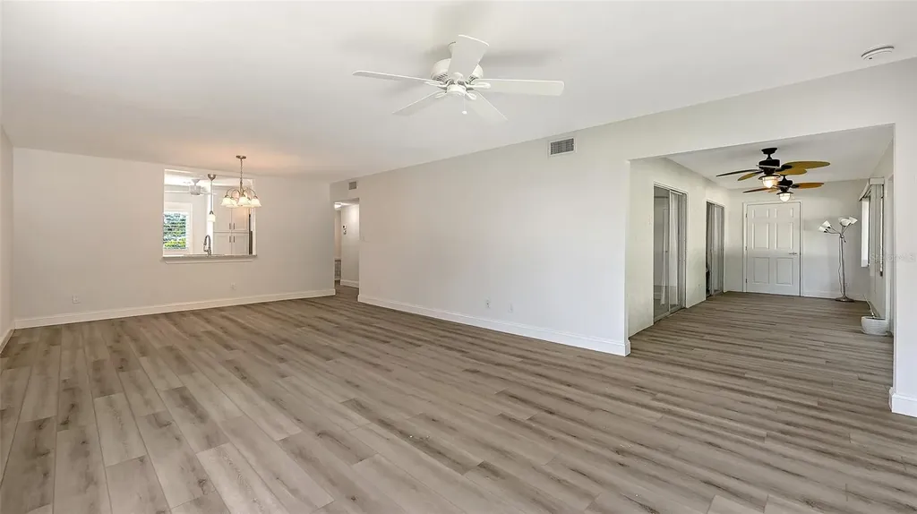 4976 Gulf Of Mexico Drive Longboat Key FL 34228