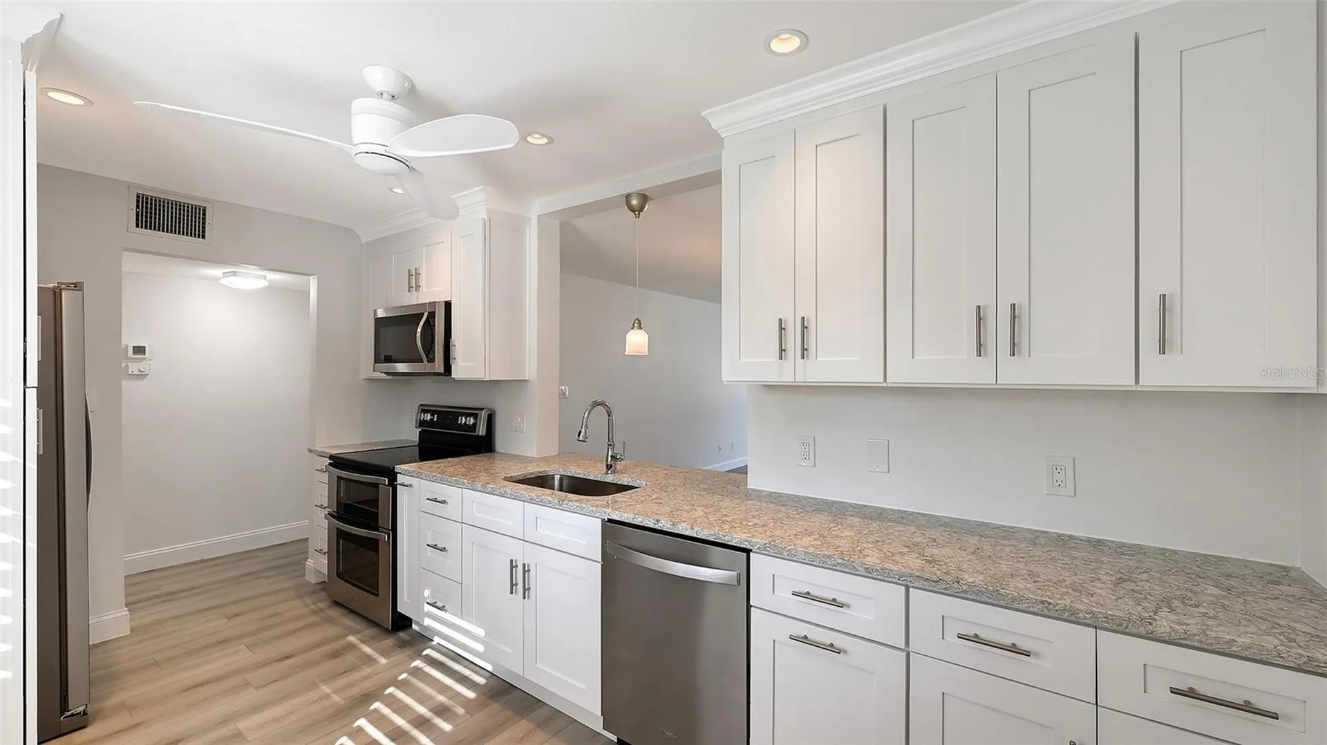 4976 Gulf Of Mexico Drive Longboat Key FL 34228
