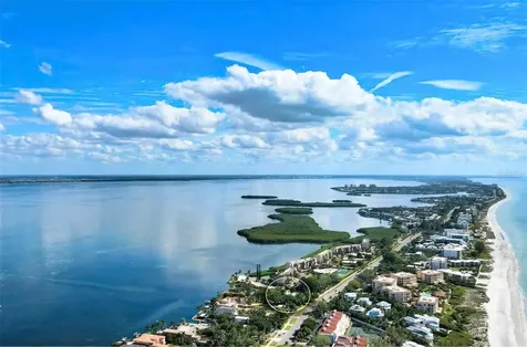 4976 Gulf Of Mexico Drive Longboat Key FL 34228