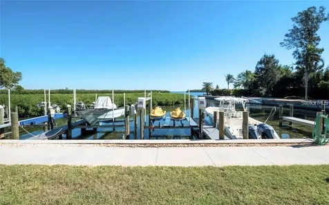 4976 Gulf Of Mexico Drive Longboat Key FL 34228